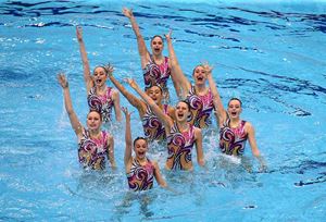 A group of synchronised swimmers